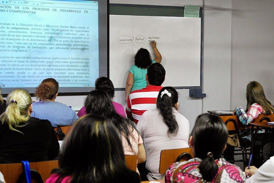 taller-para-docentes-evaluacion-en-educacion-6-5565796