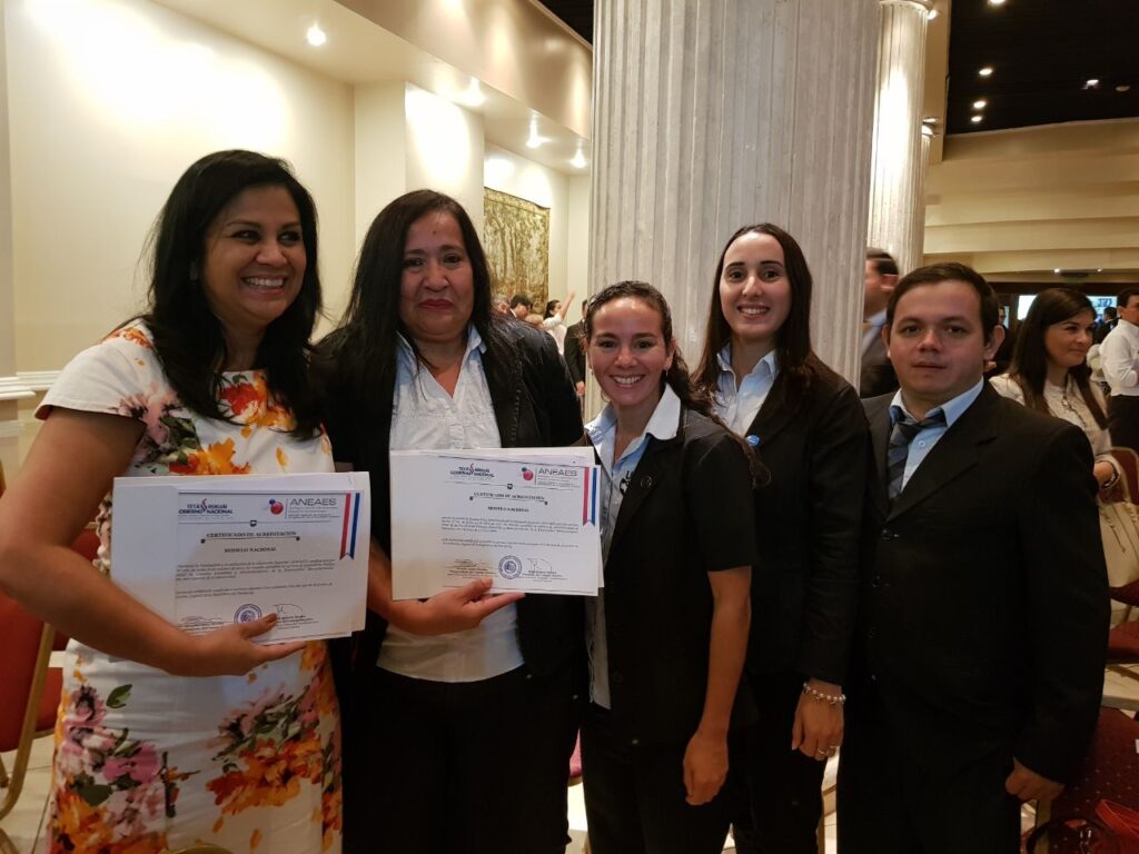 acreditacion-carrera-de-administracion-de-empresas-1