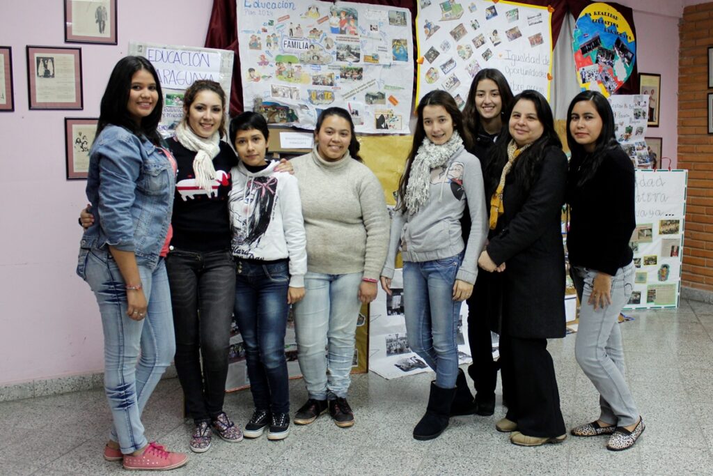 trabajos-realidad-educativa-paraguaya-profesorado-en-nivel-inicial-universidad-iberoamericana-02