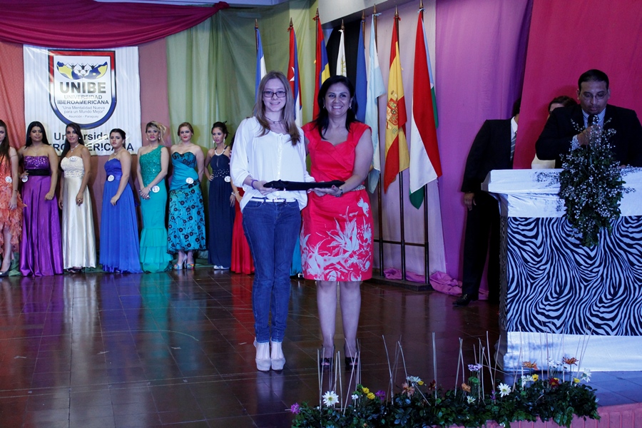 ceremonia-miss-unibe-2014-22