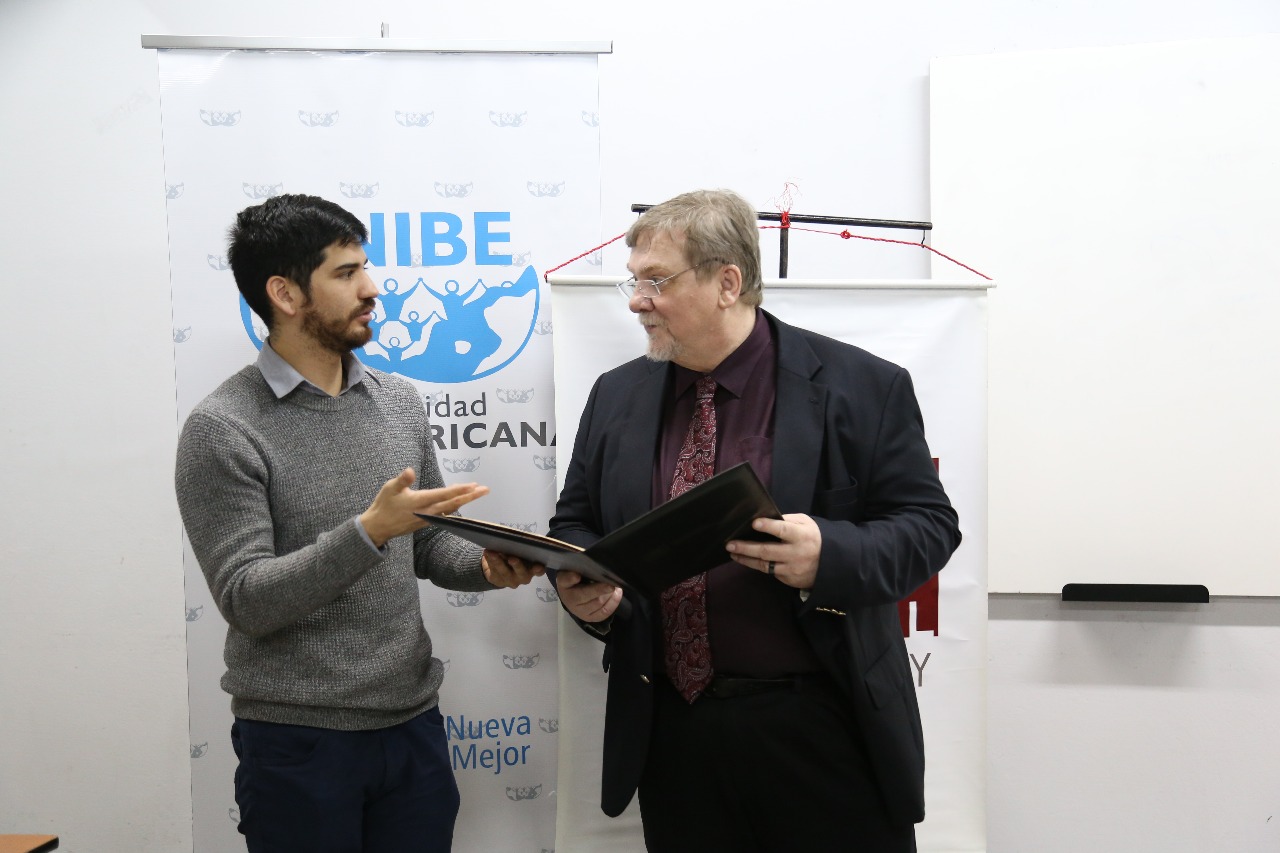 Clase Magistral Memorial University Canadá