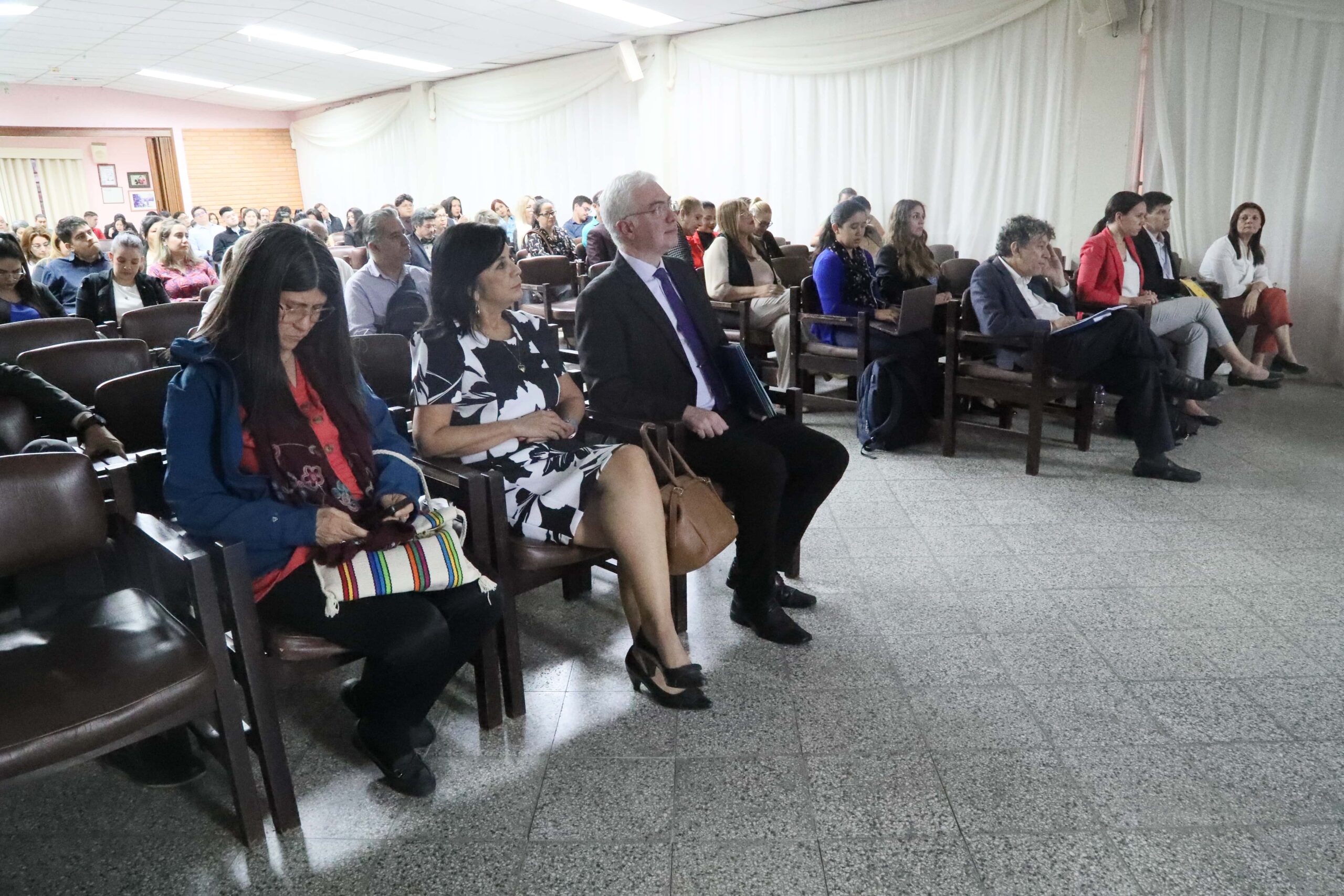 UNIBE y el MNP presentan investigación en desarrollo (6)