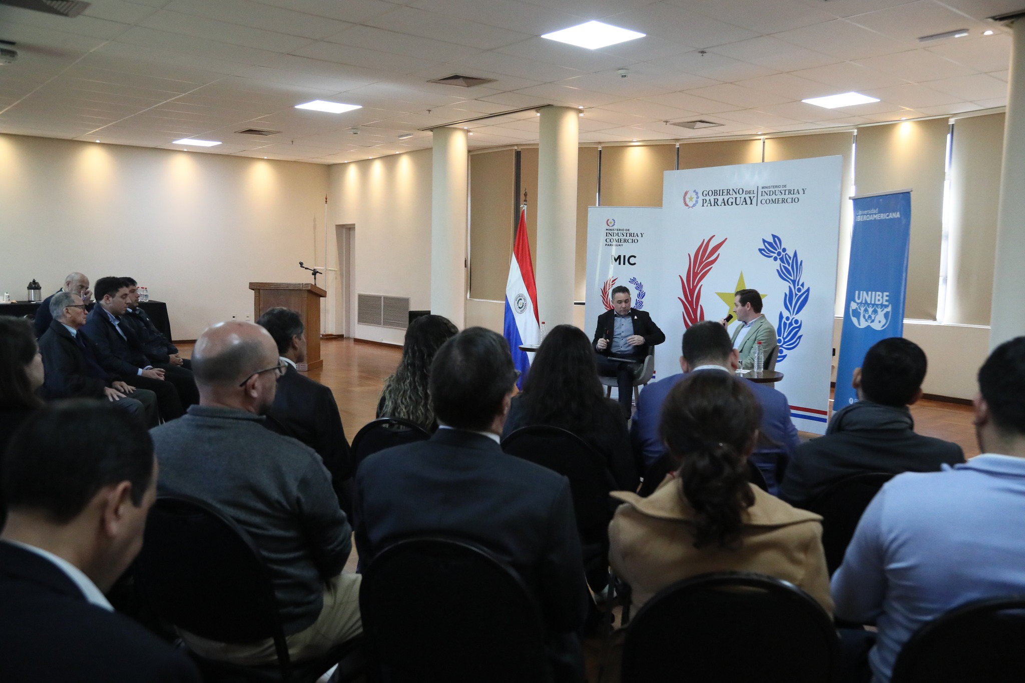 Alianza entre UNIBE y MIPYMES fortalece la formación en responsabilidad social corporativa (1)