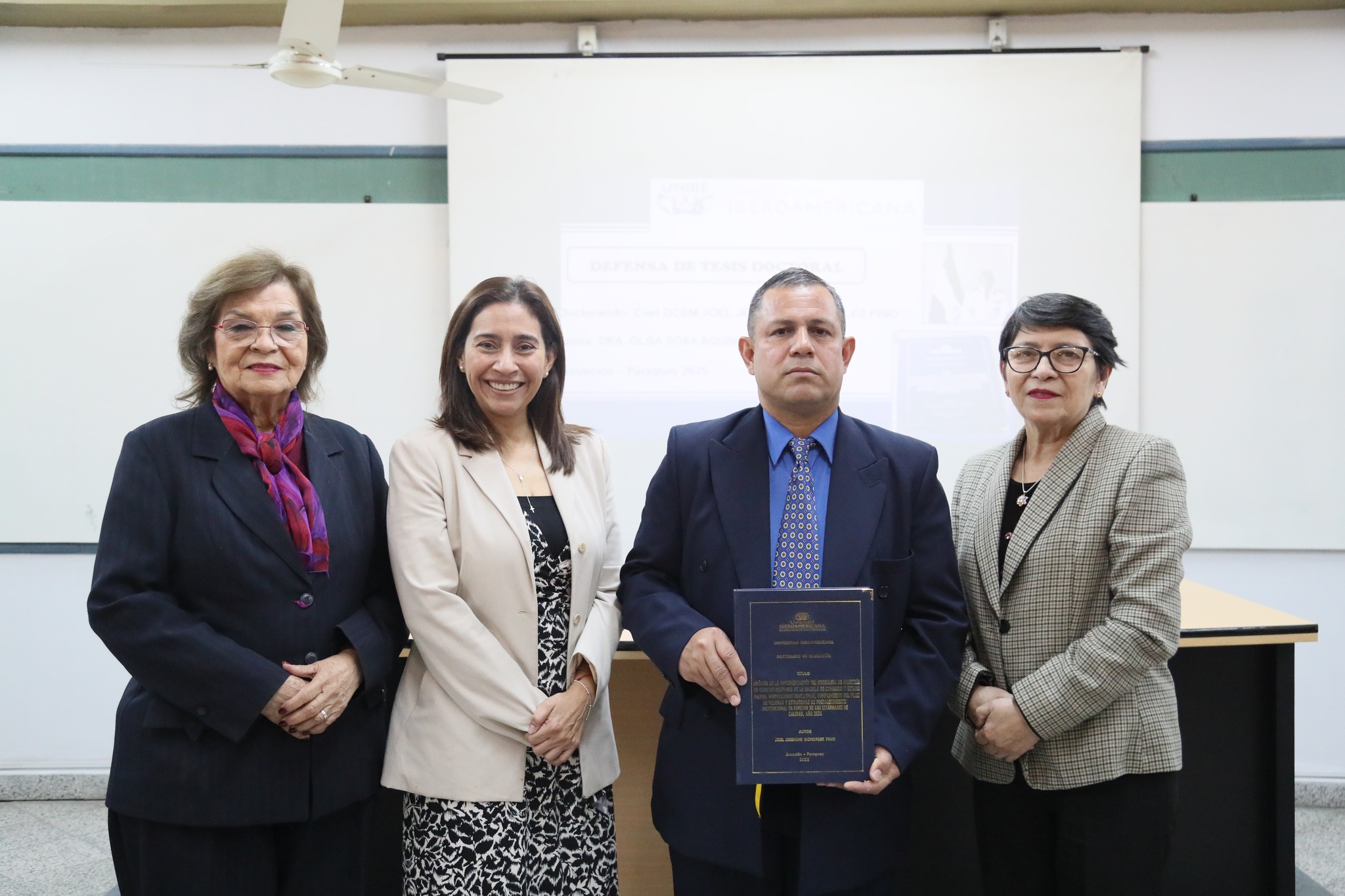 Compromiso y excelencia presentamos a nuestros nuevos Doctores en Educación (3)