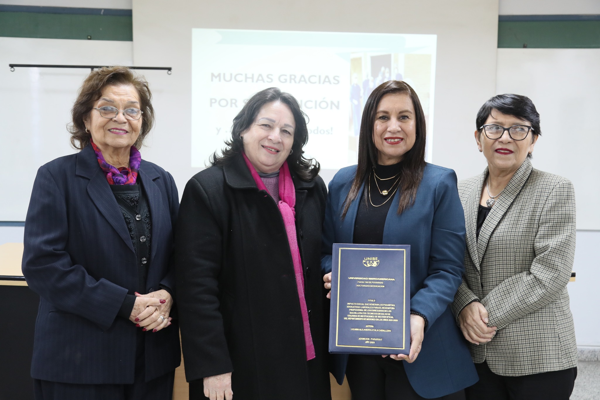 Compromiso y excelencia presentamos a nuestros nuevos Doctores en Educación (4)