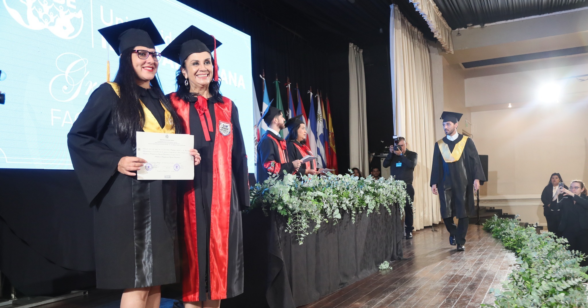 Graduación de Postgrados 2025 excelencia que trasciende (4)