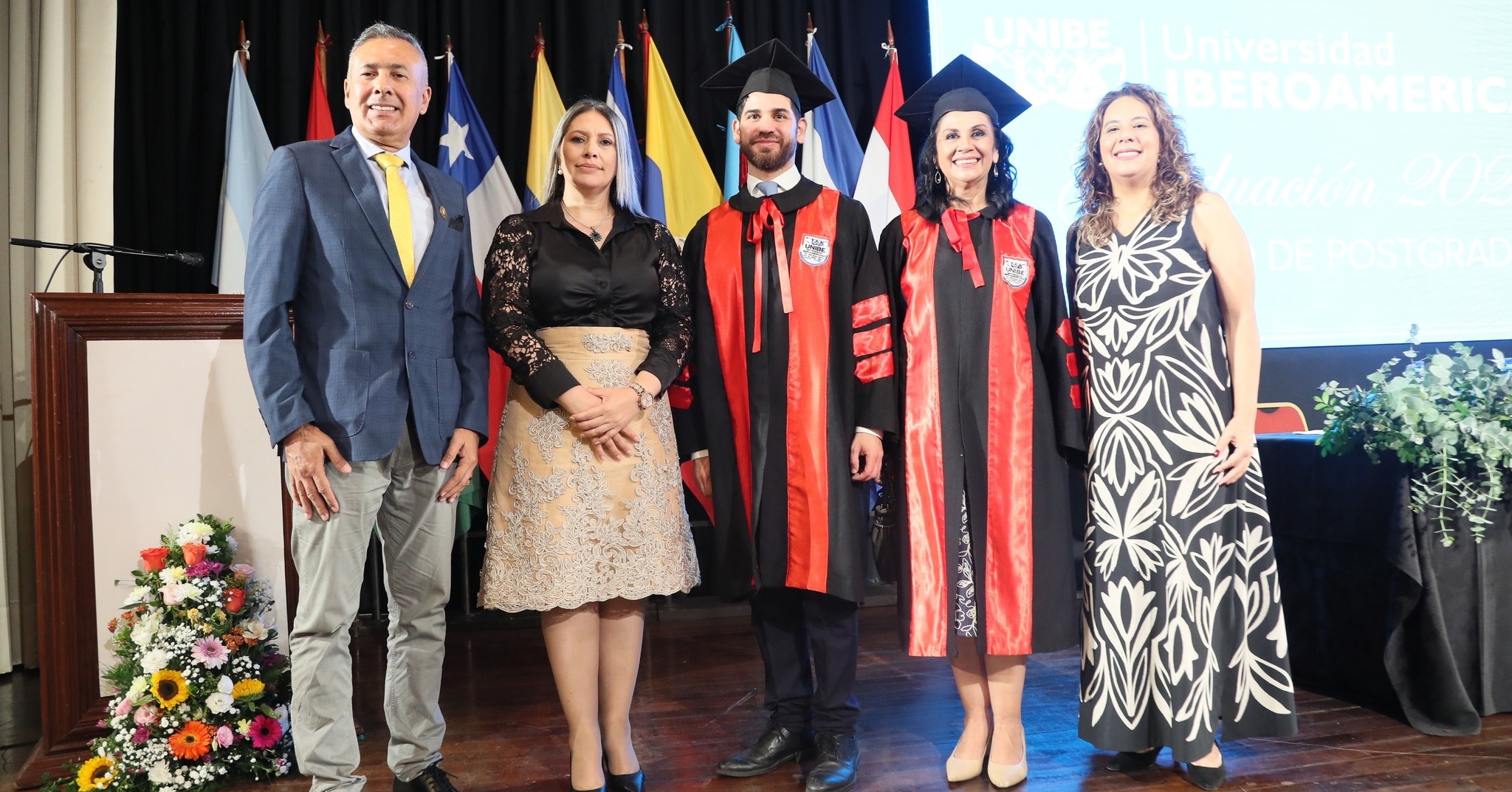 Graduación de Postgrados 2025 excelencia que trasciende (6)