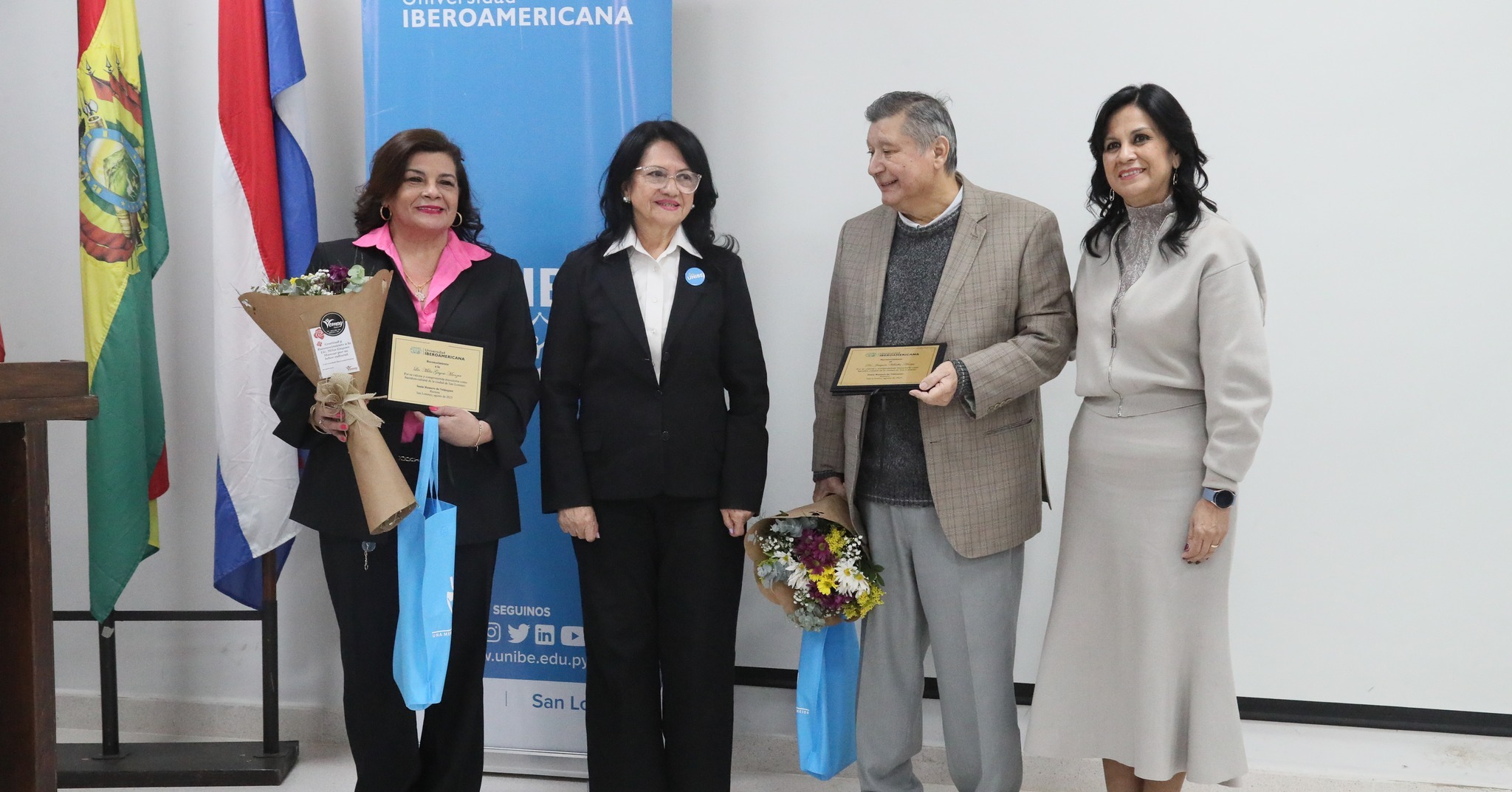 Homenaje UNIBE a referentes culturales de San Lorenzo (5)