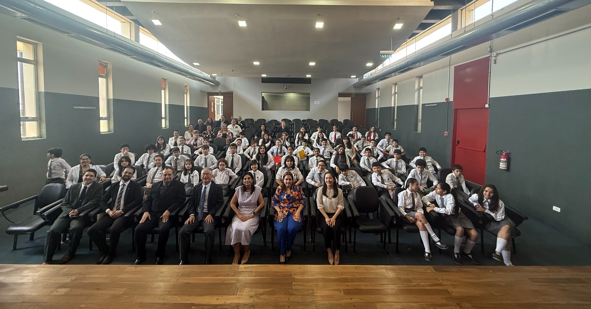 La UNIBE y Soka Gakkai Unidos por una Cultura de Paz. (8)