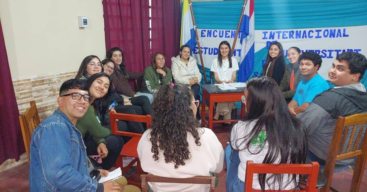 UNIBE presente en el I Encuentro Internacional y II Encuentro Nacional de Divulgación Científica y Extensión Universitaria en Salud (4)