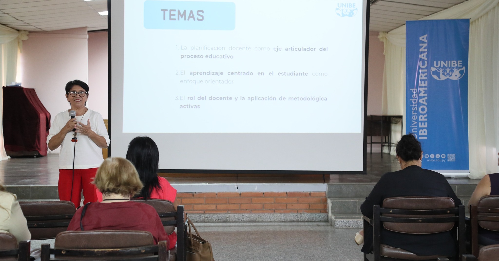 Preparándonos para transformar el aula Primer Claustro Docente con la Dra. Amalia Monges (2)