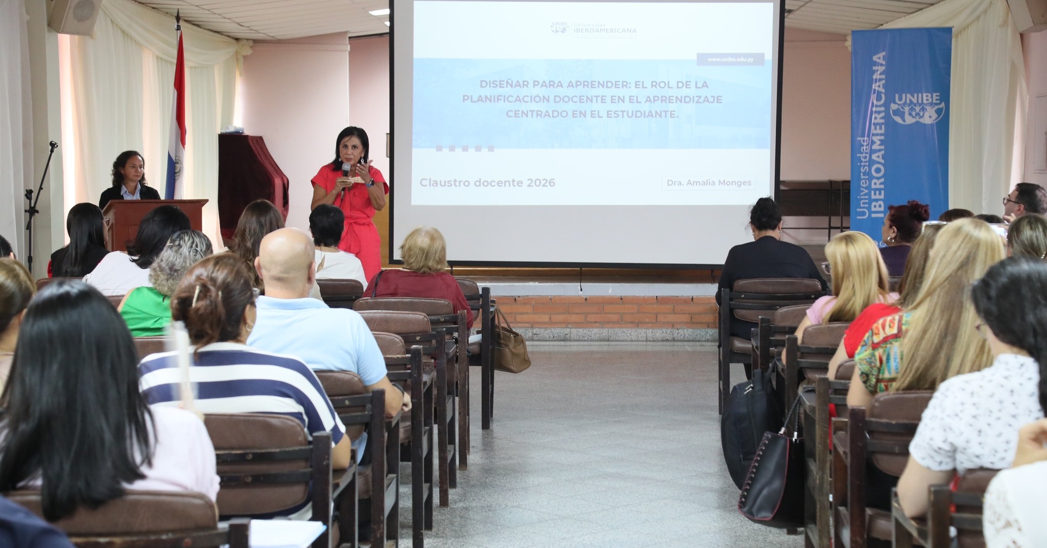 Preparándonos para transformar el aula Primer Claustro Docente con la Dra. Amalia Monges (4)