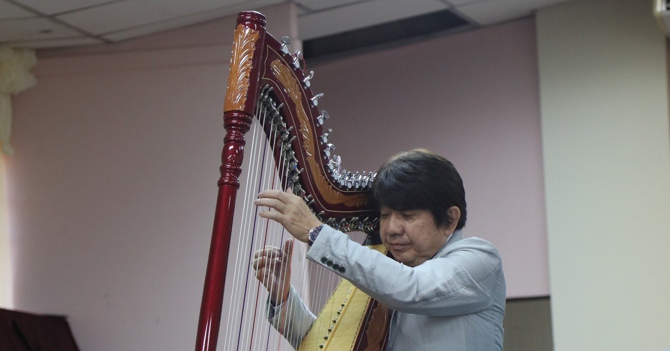 Un puente de arpa entre Paraguay y Japón Homenaje al maestro Akihiro Shiga (1)