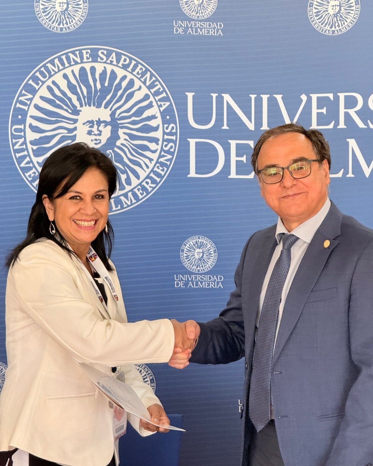 Convenio con la Universidad de Almería abre nuevas oportunidades académicas (1)