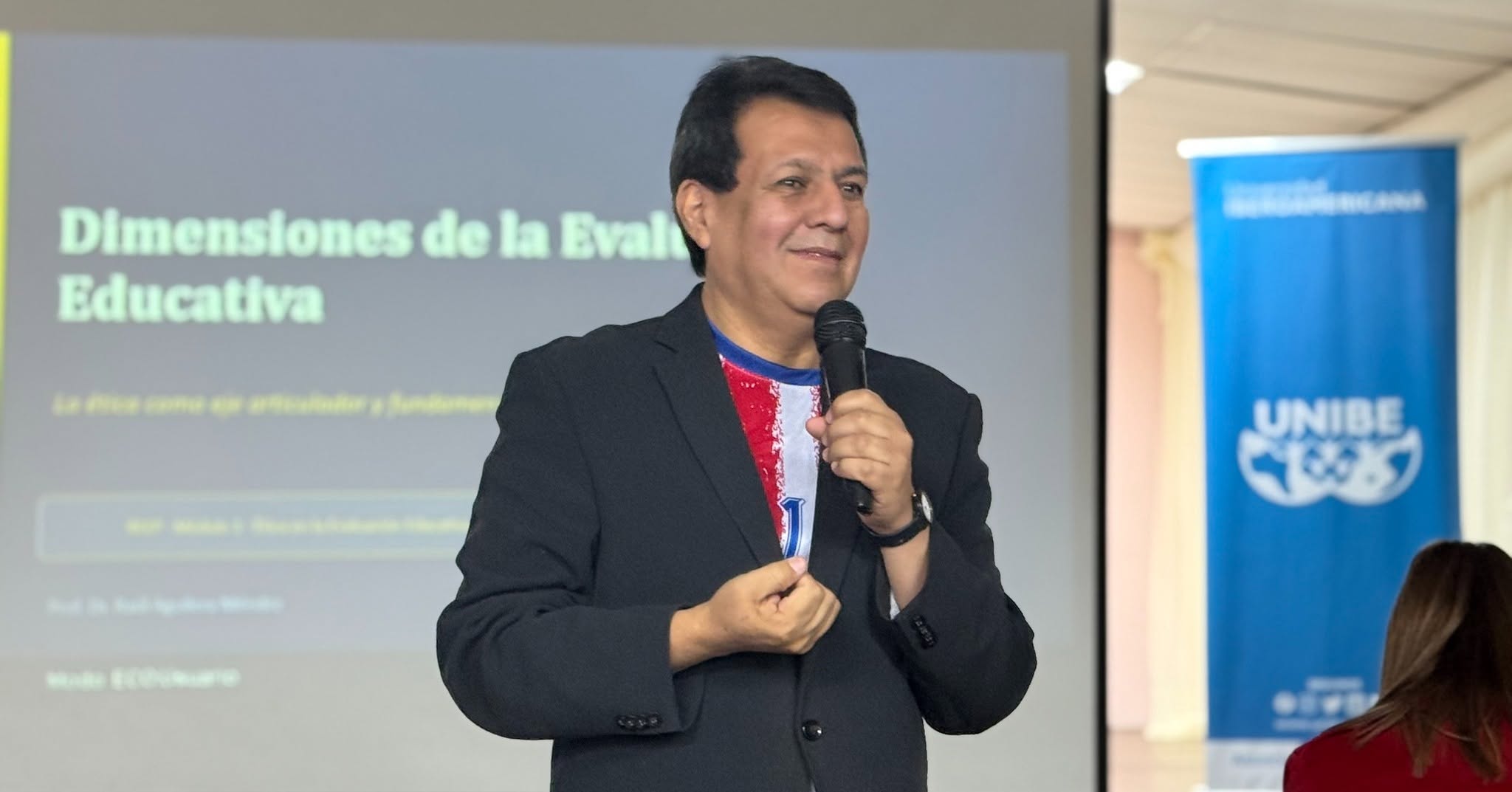 Liderando espacios de desarrollo profesional para educadores del paÃs (5)