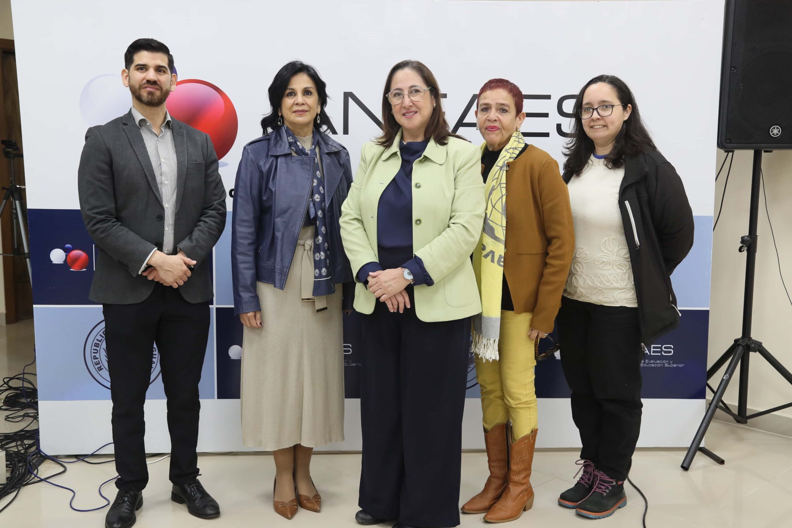 UNIBE reafirma su compromiso con la modernización de la educación superior en reunión de ModESPar (4)