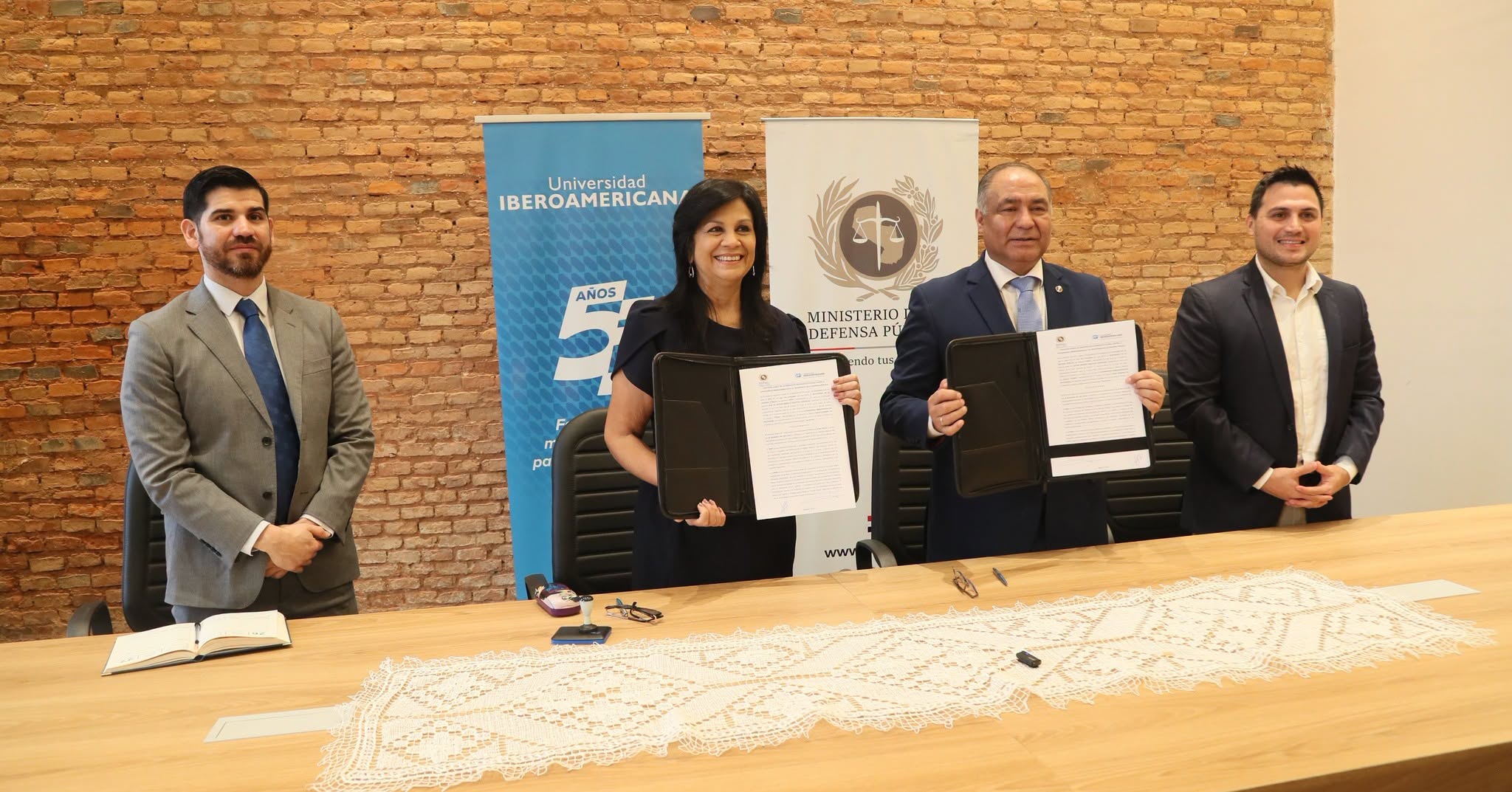 UNIBE y Ministerio de Defensa Pública firman convenio de cooperación (6)