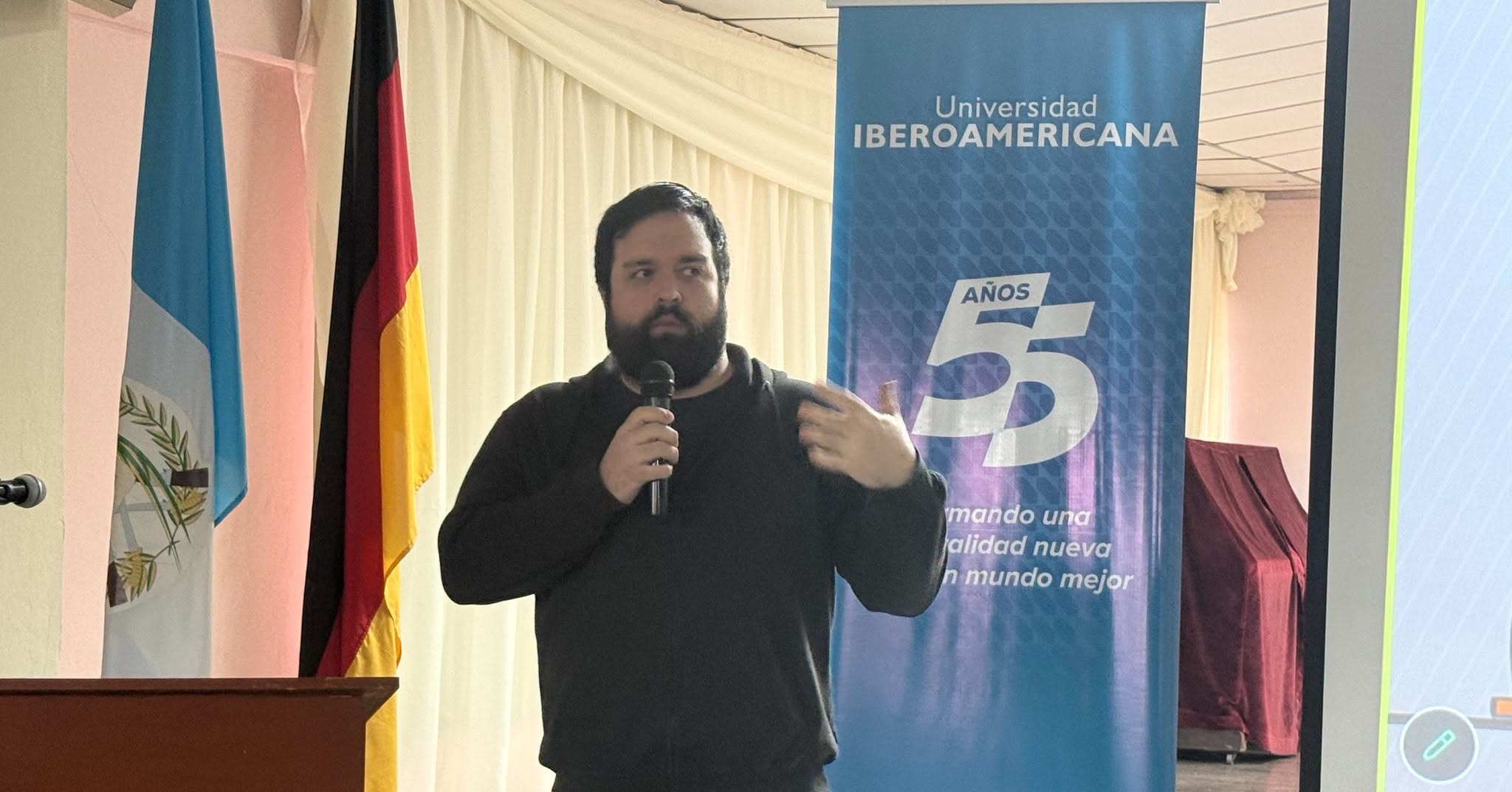 Voces jóvenes que mantienen vivo nuestro legado (1)