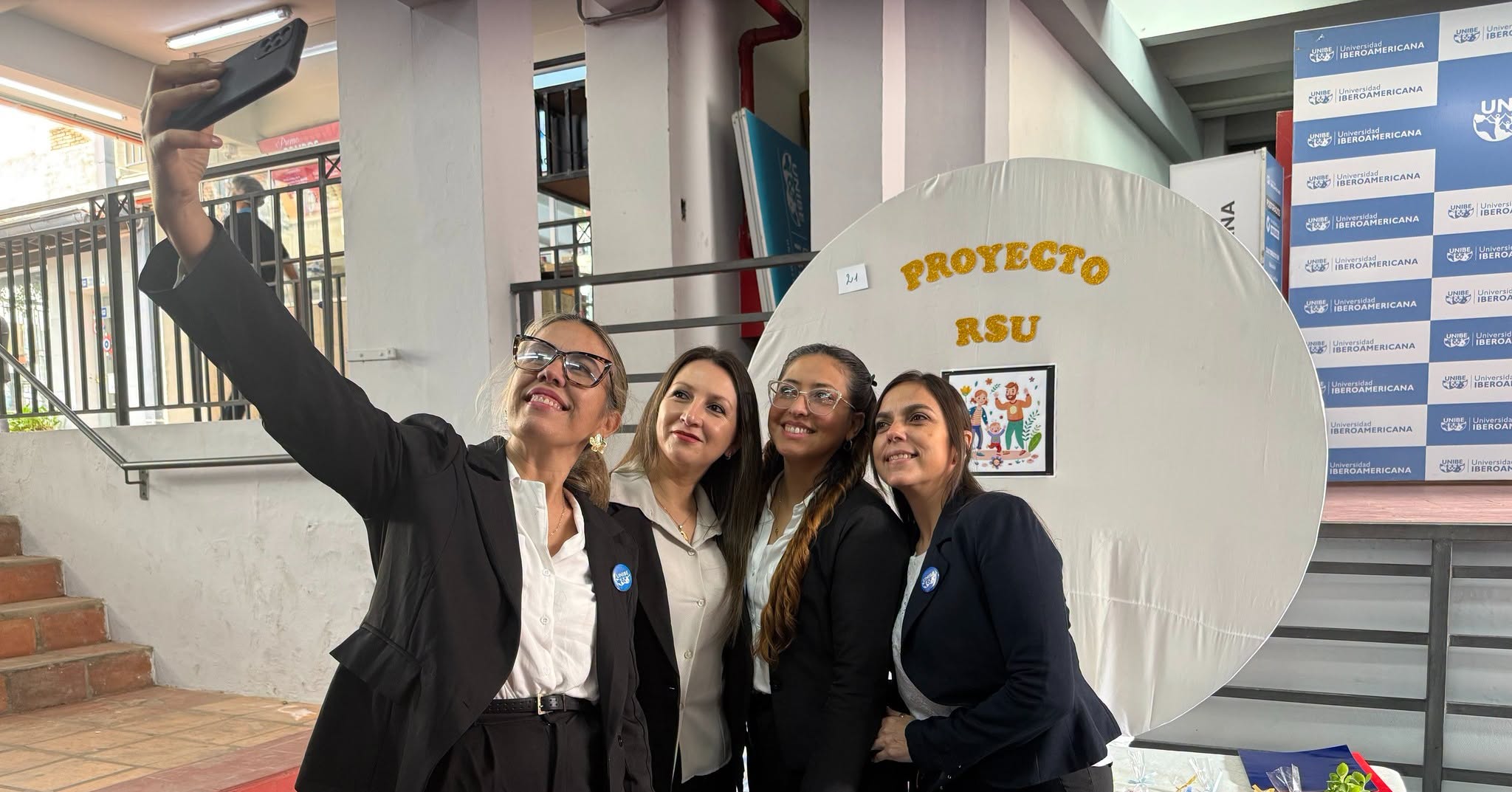 Educación en acción Estudiantes del Plan Docente presentan proyectos de RSU (6)