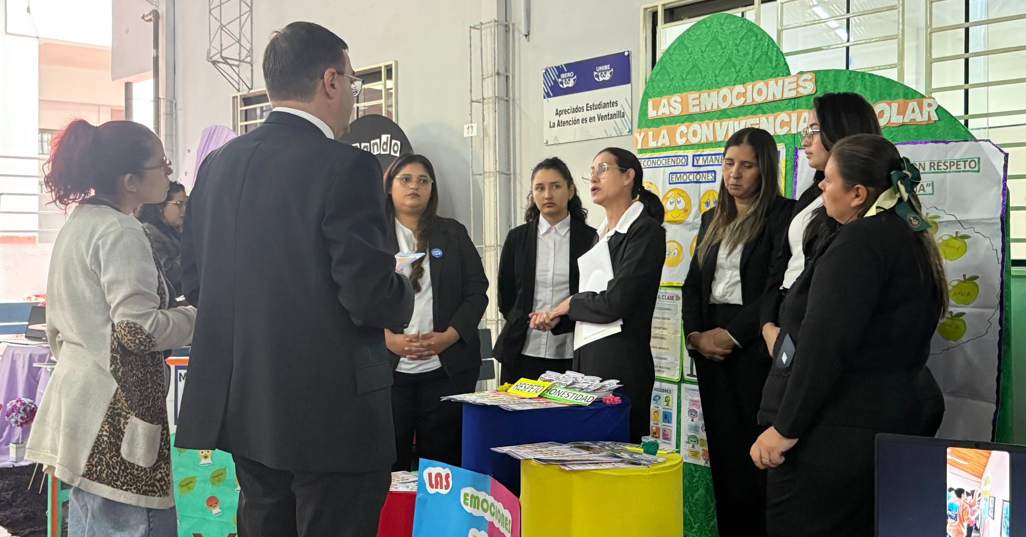 Educación en acción Estudiantes del Plan Docente presentan proyectos de RSU (7)