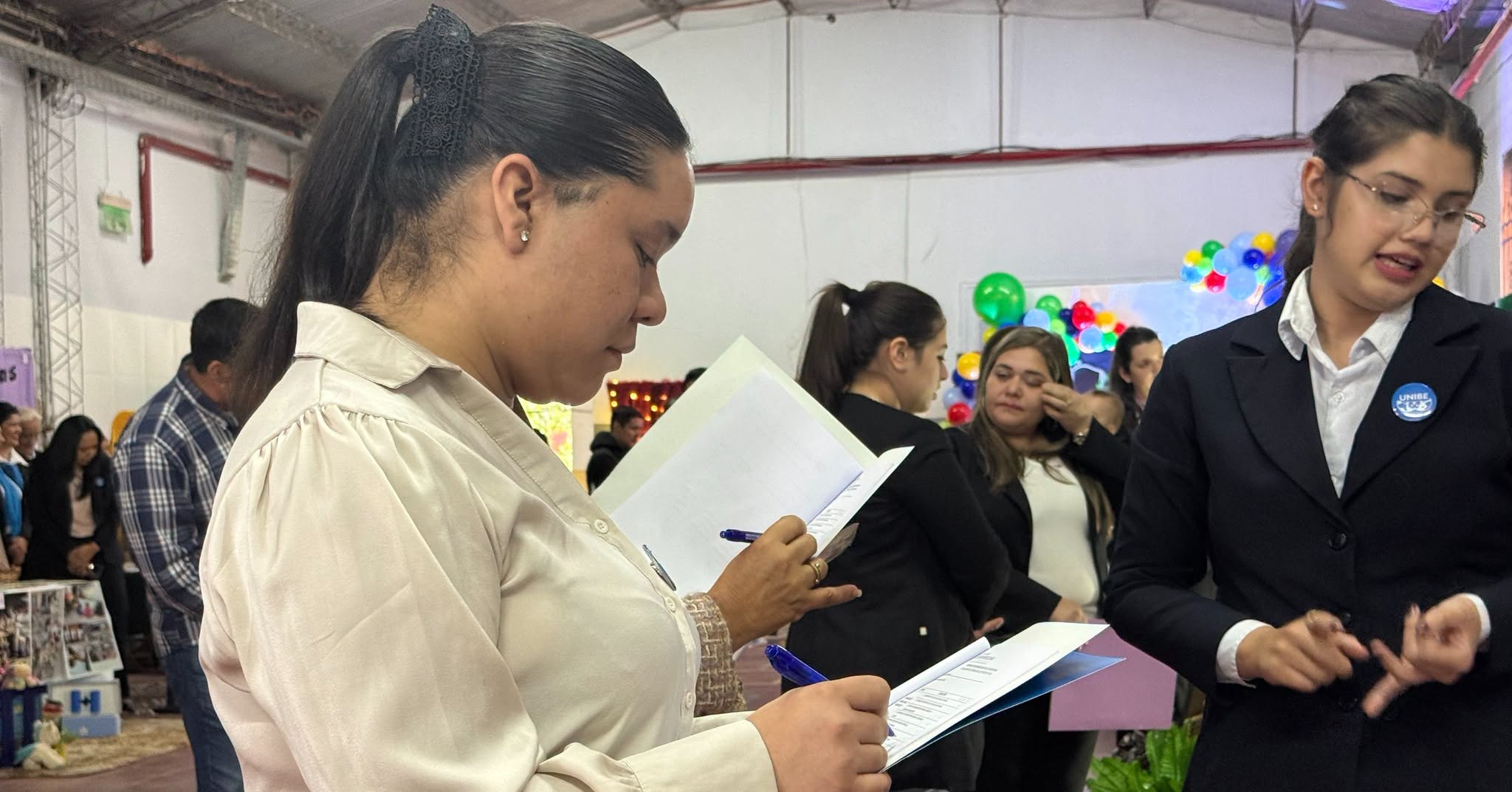 Educación en acción Estudiantes del Plan Docente presentan proyectos de RSU (8)