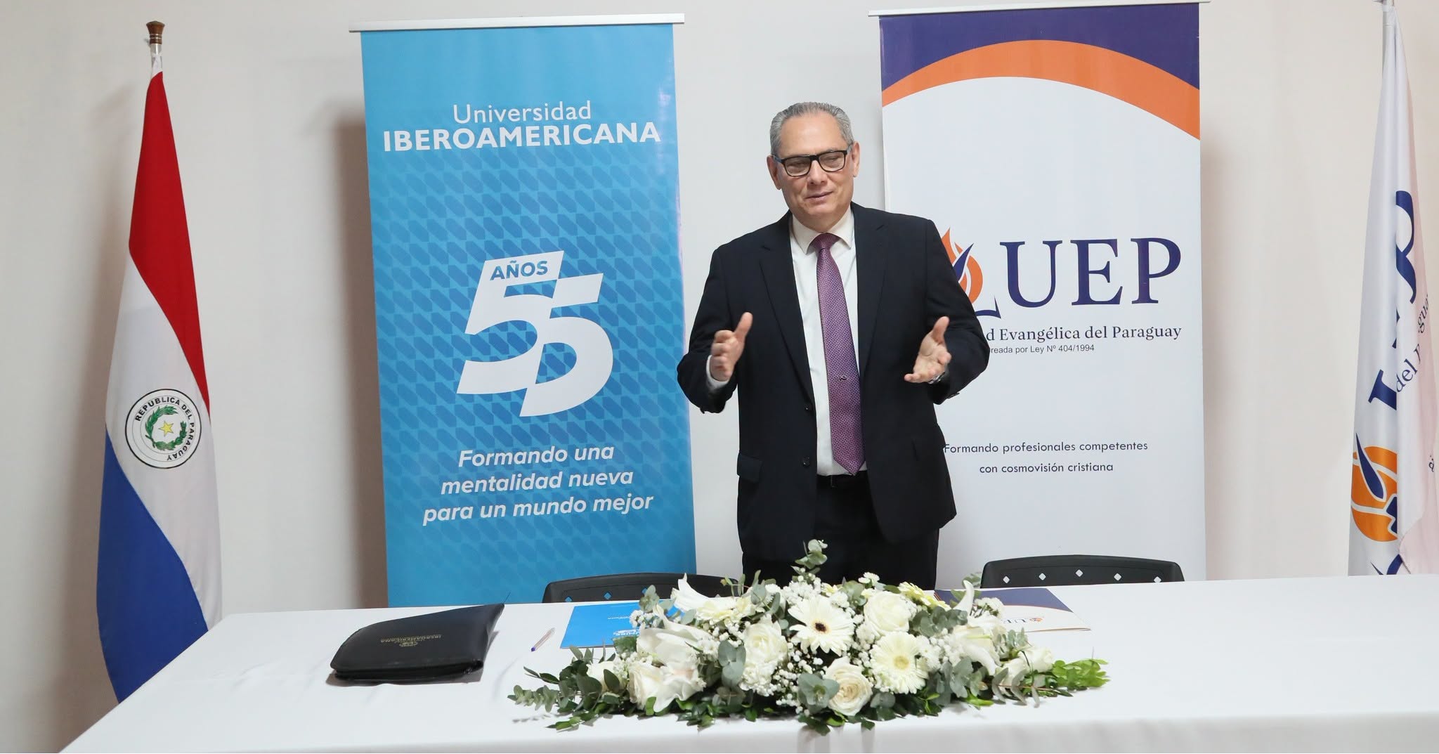 UNIBE y UEP firman convenio de cooperación interinstitucional para impulsar la investigación y la formación profesional (3)