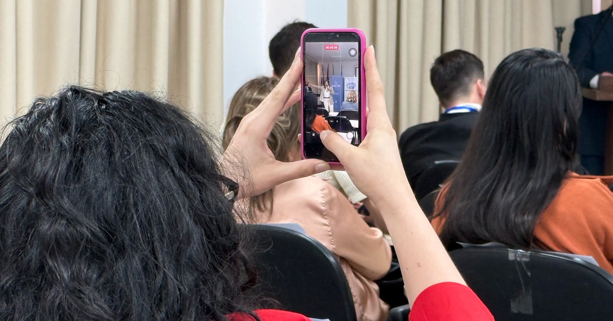 Con éxito se desarrolló el 2.º Congreso Académico Empresarial en la UNIBE Filial San Lorenzo (8)