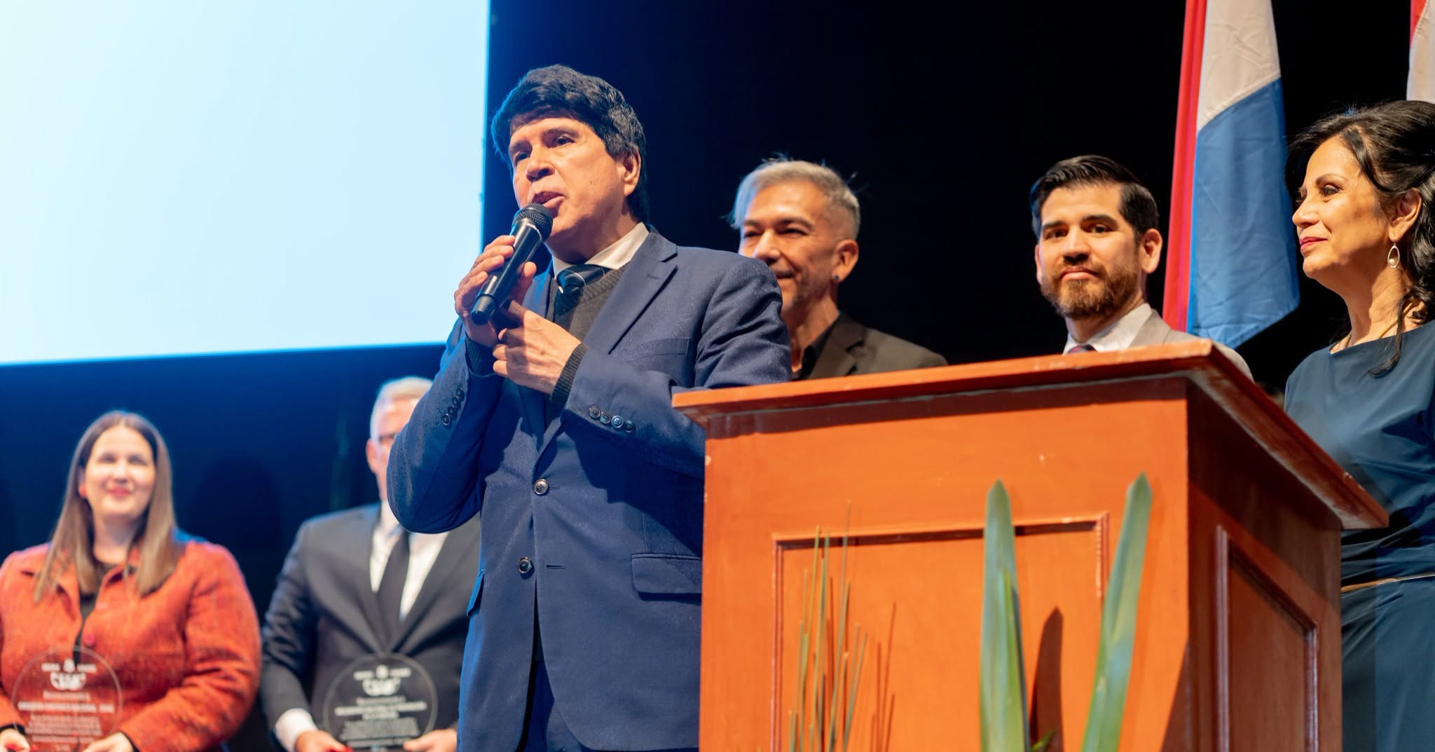 Concierto de Gala en conmemoración del centenario de Doña Nidia Sanabria y los 55 años de la Comunidad Iberoamericana (5)