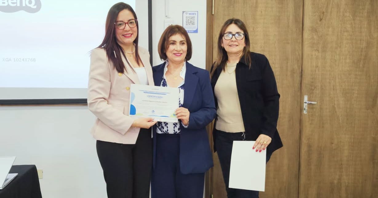 Estudiante de Postgrado de la UNIBE participó en la XIV Jornada Anual de Investigación de la Universidad Nacional de Pilar (3)