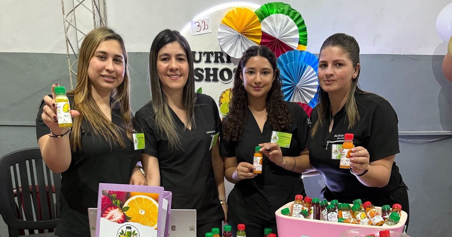 Estudiantes de la UNIBE Sede Asunción presentaron proyectos de innovación en la Expo Emprendimientos (3)