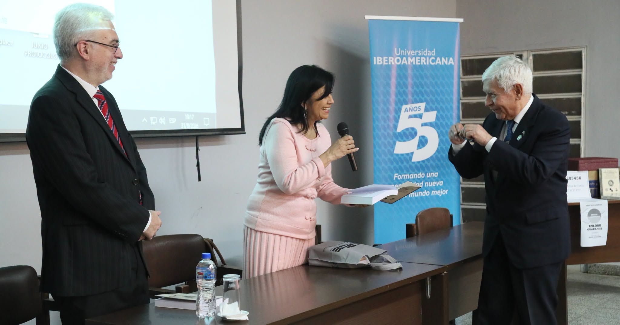 Presentación del libro El retorno del marino del Prof. Dr. Santiago Adán Brizuela en la UNIBE (3)