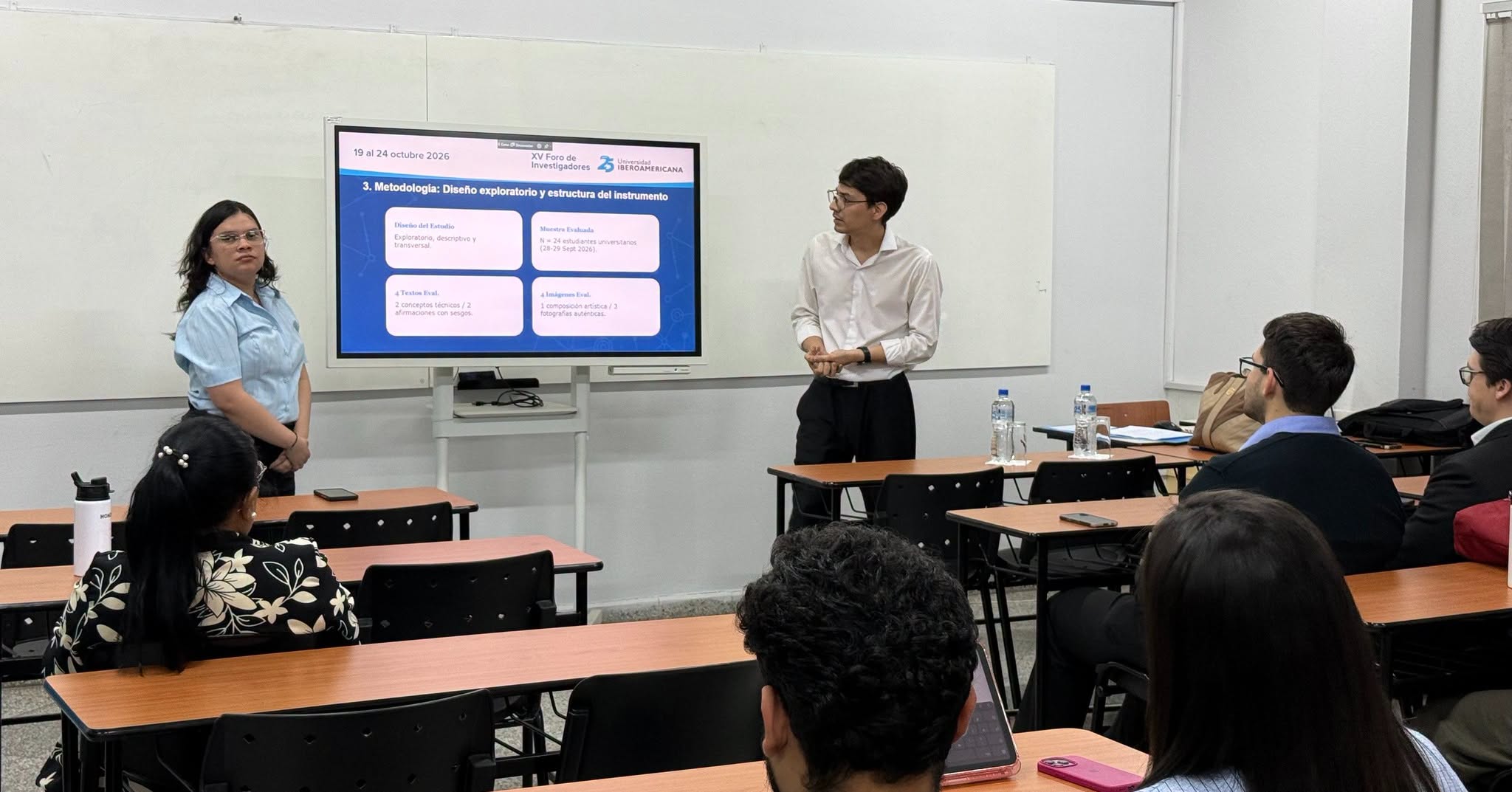 La Facultad de Ciencias Empresariales y Económicas desarrolló sus mesas temáticas en el XV Foro de Investigadores de la UNIBE (4)
