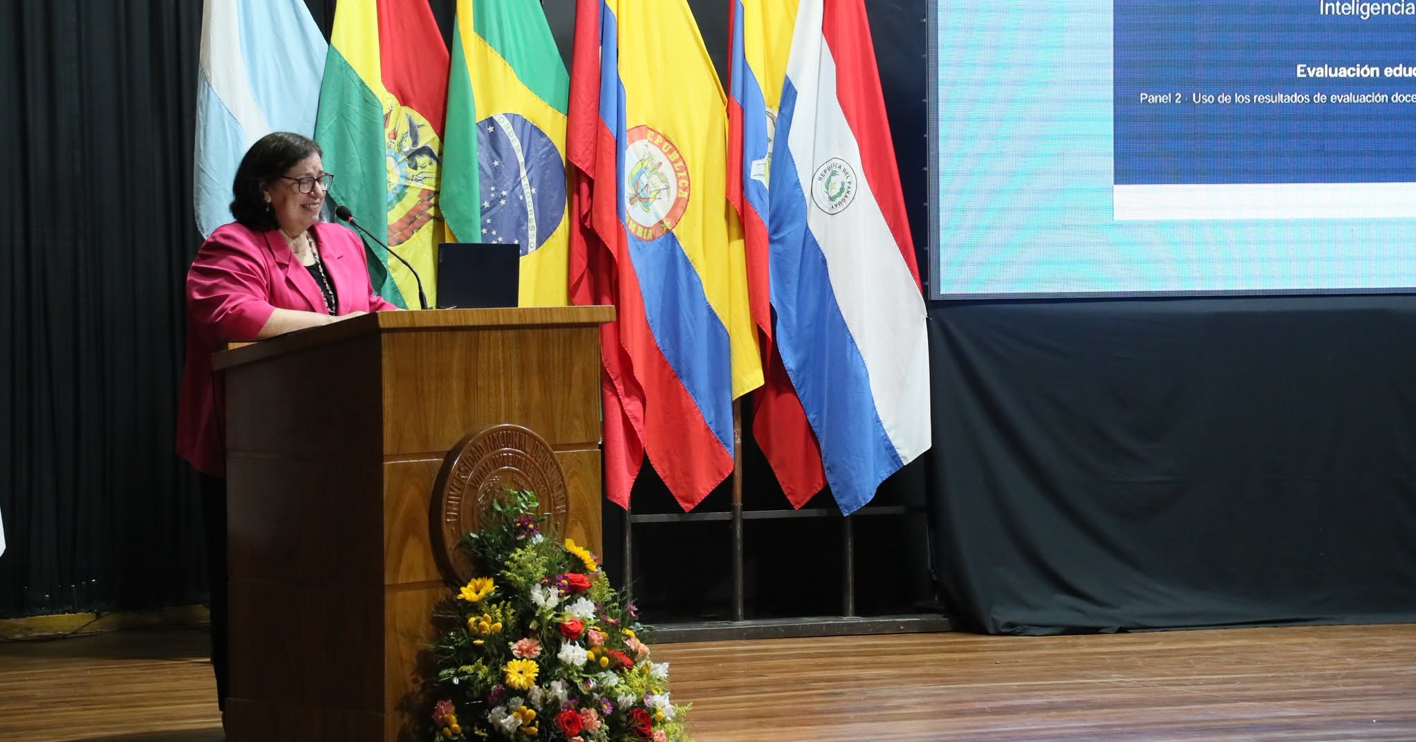 La UNIBE, el MEC y el INEE organizaron el seminario híbrido Evaluación educativa del dato a la acción (2)