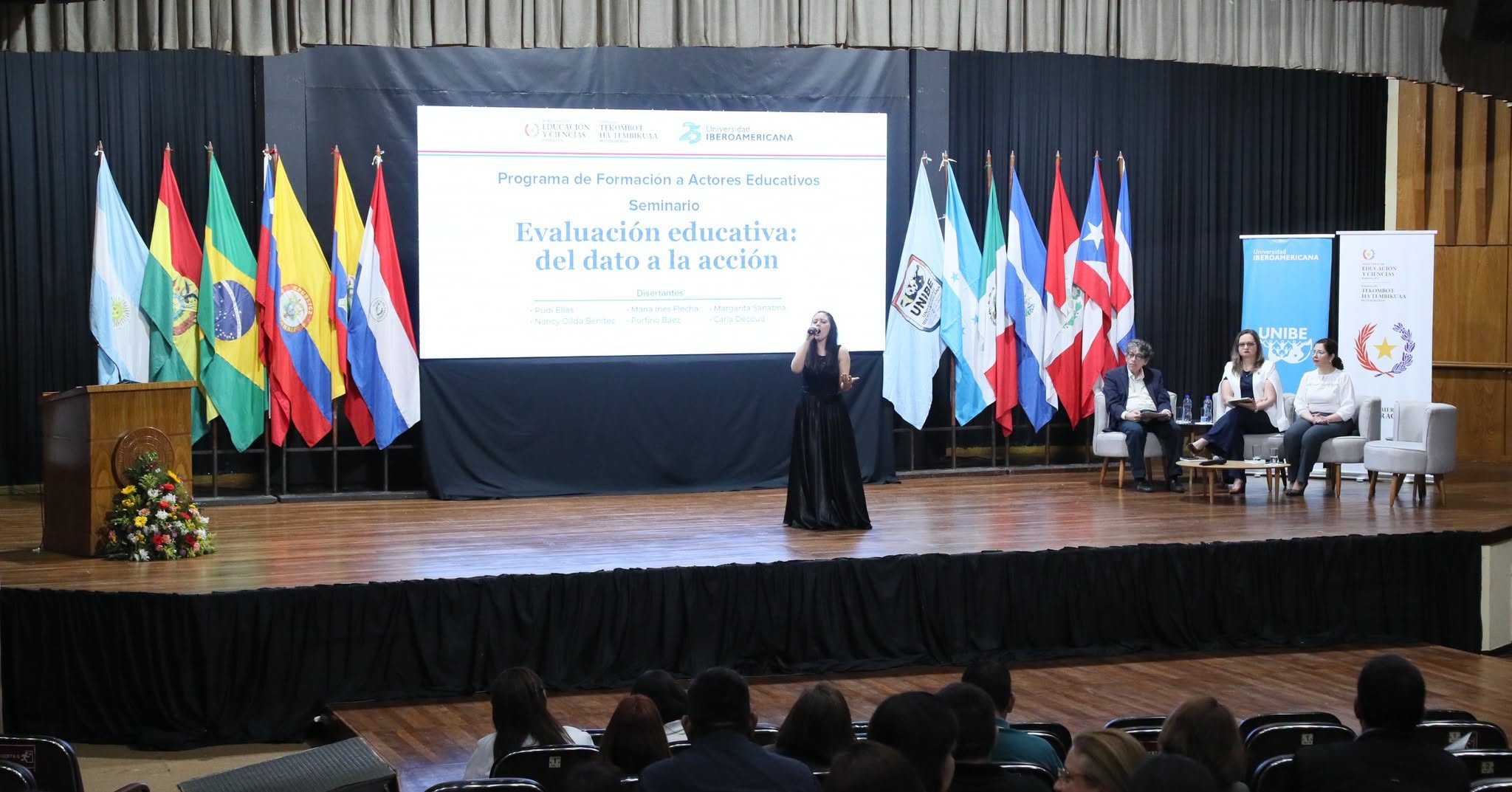 La UNIBE, el MEC y el INEE organizaron el seminario híbrido Evaluación educativa del dato a la acción (7)