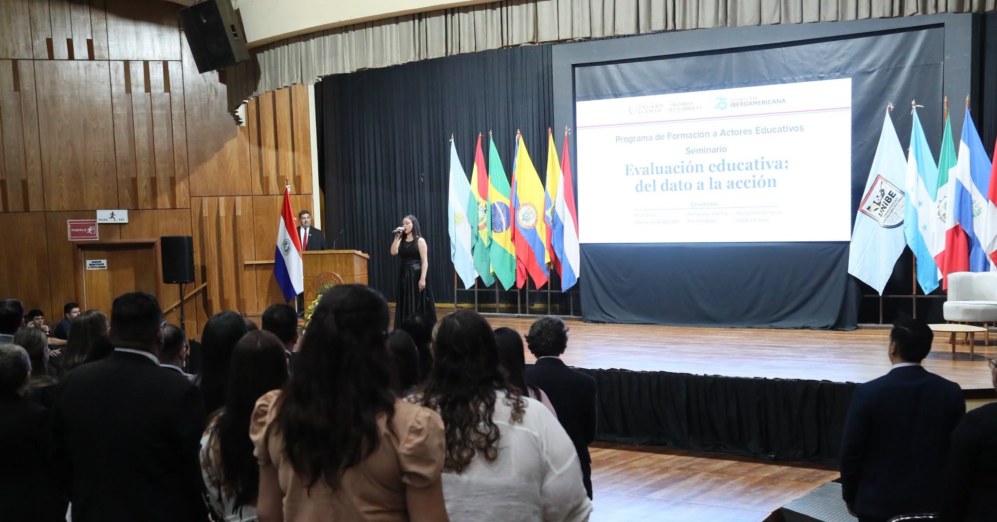 La UNIBE, el MEC y el INEE organizaron el seminario híbrido Evaluación educativa del dato a la acción (9)
