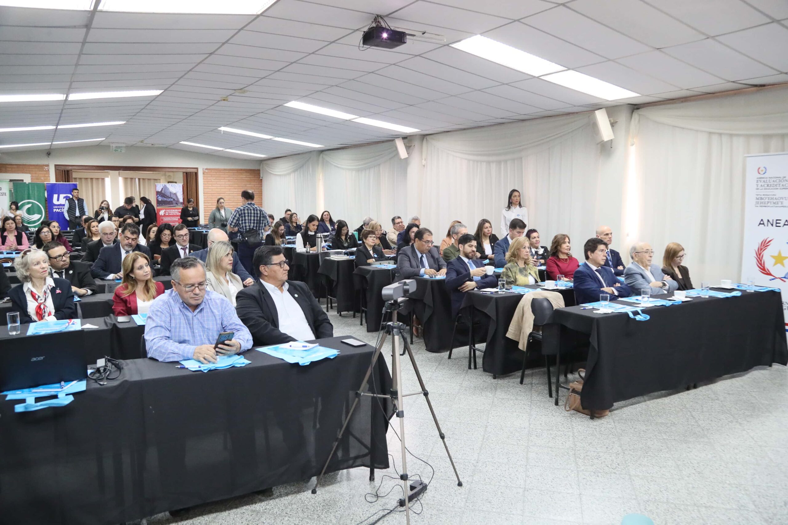 ModESPar inició su última jornada de debate nacional con mesas de diálogo lideradas por ANEAES, CONES y MEC (5)