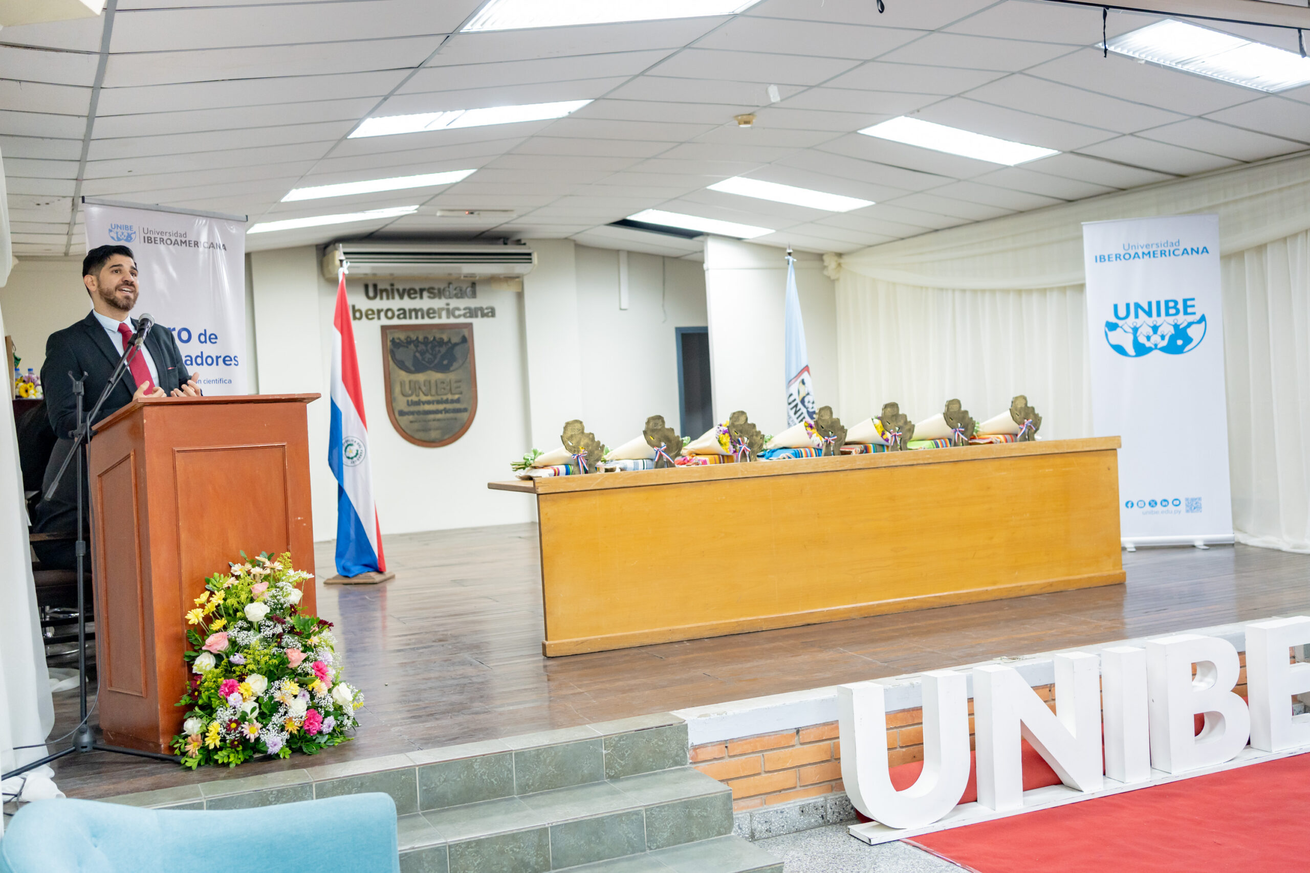 UNIBE inaugura su emblemática semana de Investigación Científica (12)