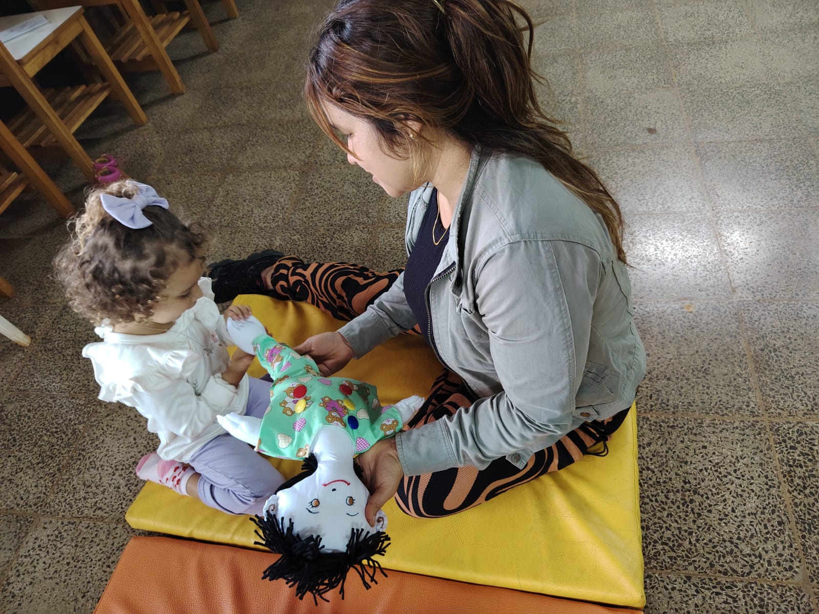 UNIBE y UNICEF capacitan a profesionales para fortalecer el desarrollo integral en la primera infancia (3)