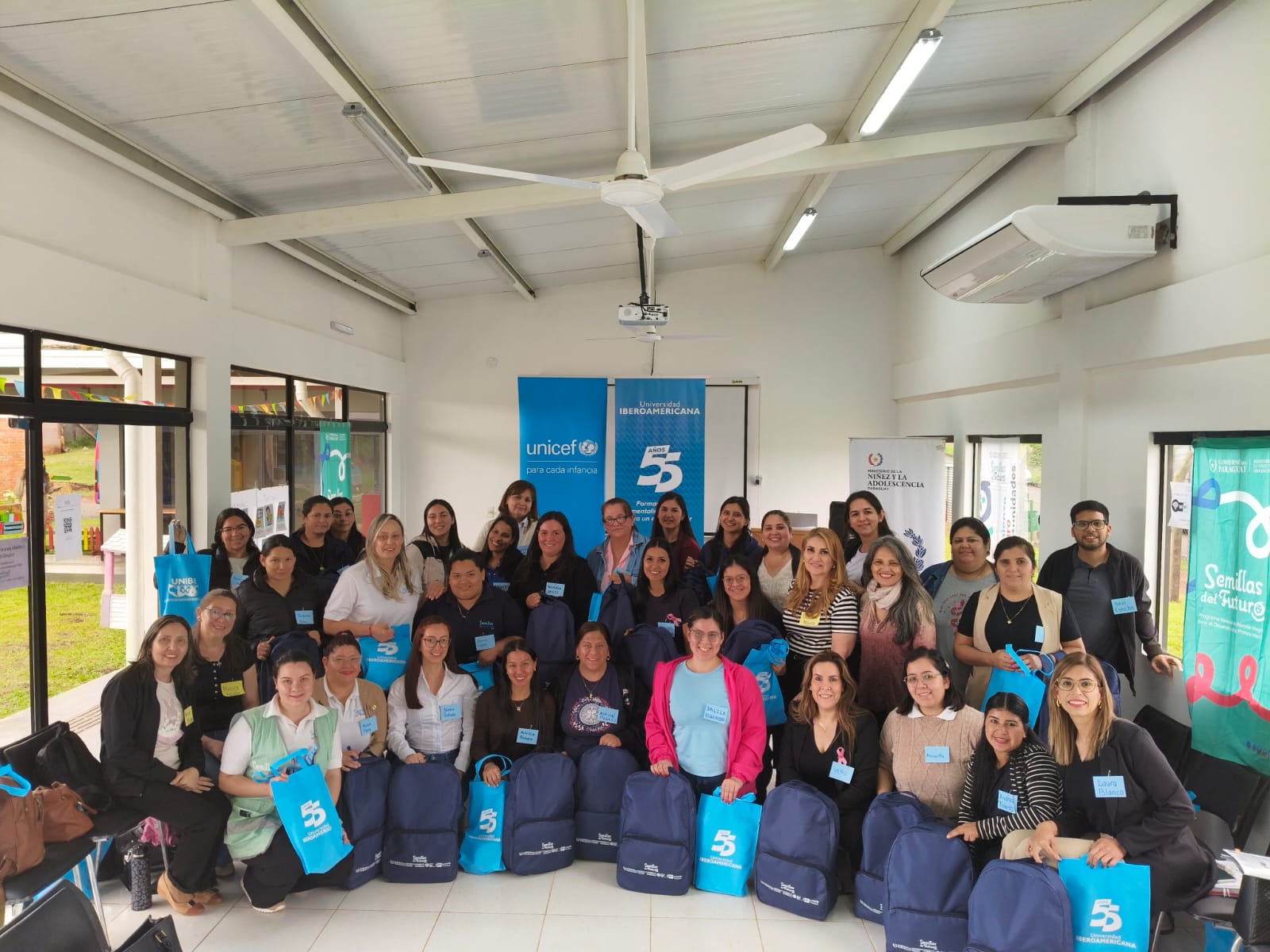 UNIBE y UNICEF capacitan a profesionales para fortalecer el desarrollo integral en la primera infancia (4)