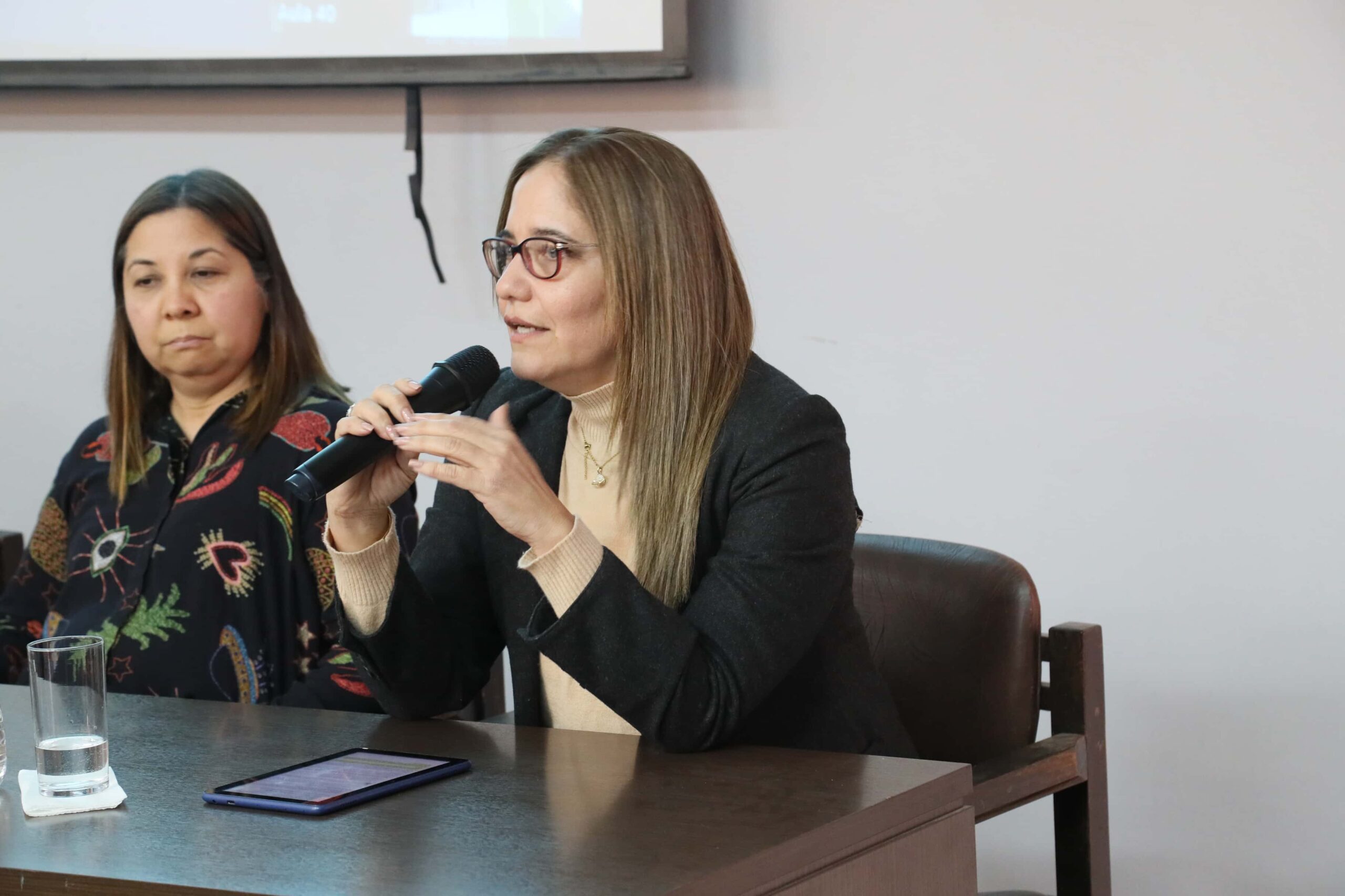 XV Foro de Investigadores UNIBE expertos debatieron sobre los desafíos de la IA en la publicación científica (8)